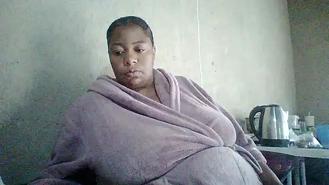 bustyboobs6 online show from December 3, 6:32 am