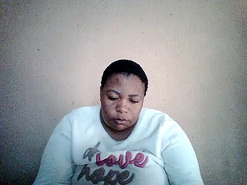 bustyboobs6 online show from May 23, 8:40 am