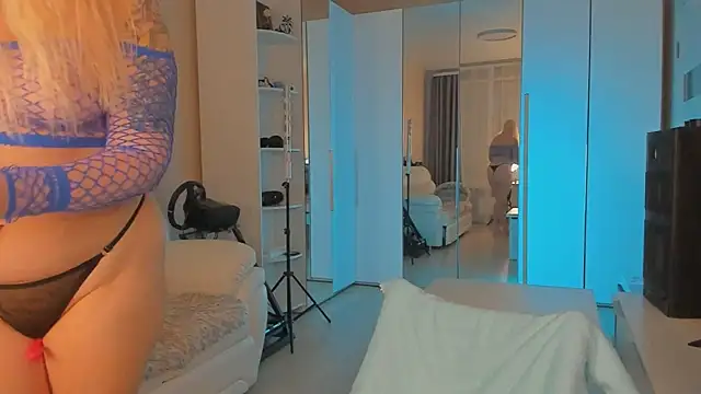 Snapshot of 1AlexaGoddess3 chatting on February 19, 2:55 am 1AlexaGoddess3 online show from February 19, 2:55 am