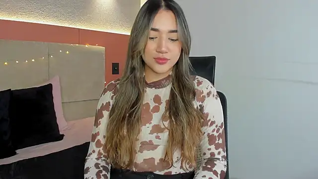 AniiRose online show from November 29, 12:46 am