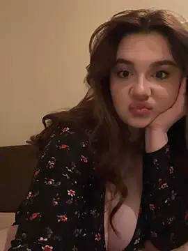 Dreamy Kitty online show from January 29, 7:00 pm