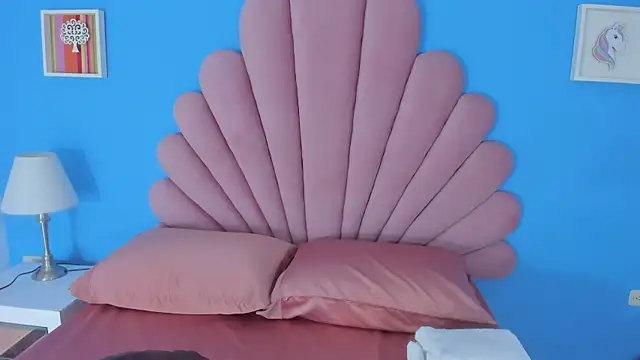 lana boomer online show from April 8, 12:38 pm