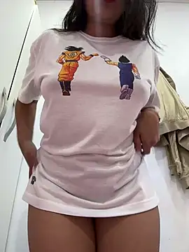 Snapshot of kiyomi-amour chatting on January 9, 5:13 am kiyomi-amour online show from January 9, 5:13 am