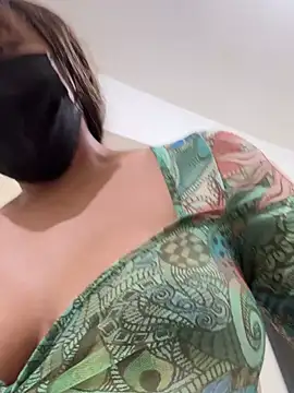 Snapshot of kiyomi-amour chatting on February 5, 8:43 am kiyomi-amour online show from February 5, 8:43 am