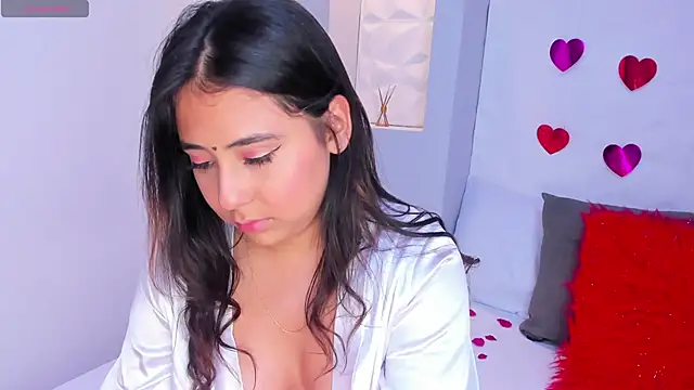 MelodyRey  online show from February 15, 10:00 am