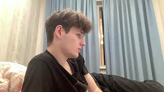 cutie guys online show from December 7, 4:36 pm