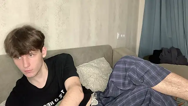 cutie guys online show from December 20, 6:24 pm