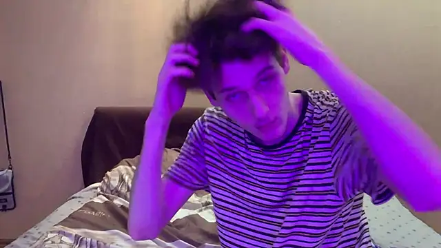 cutie guys online show from December 31, 4:57 pm