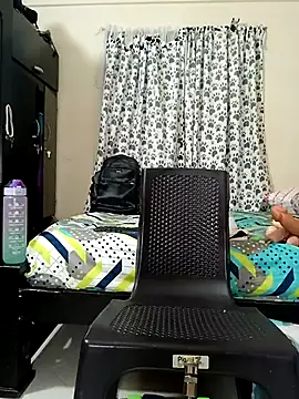 Snapshot of Stylevoluptuousvycky chatting on December 5, 12:19 am Stylevoluptuousvycky online show from December 5, 12:19 am