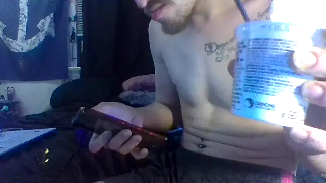 Snapshot of ATwinkie chatting on March 9, 6:28 am ATwinkie online show from March 9, 6:28 am