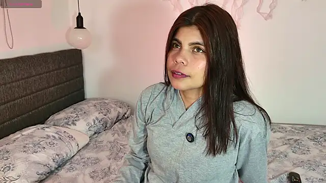 cutehanna1 online show from March 13, 11:11 pm