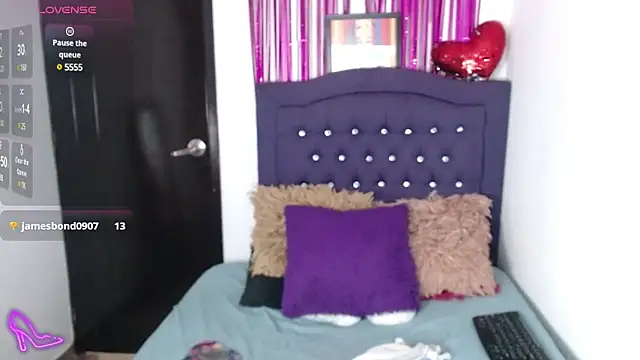 MARYQUANT online show from December 15, 11:53 pm