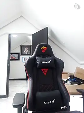 Snapshot of MARYQUANT chatting on September 10, 5:13 pm MARYQUANT online show from September 10, 5:13 pm