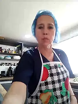 Snapshot of MARYQUANT chatting on October 3, 4:04 pm MARYQUANT online show from October 3, 4:04 pm