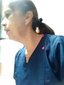 MARYQUANT online show from November 8, 4:18 pm