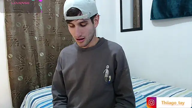 Thhiago tay online show from November 3, 11:59 pm