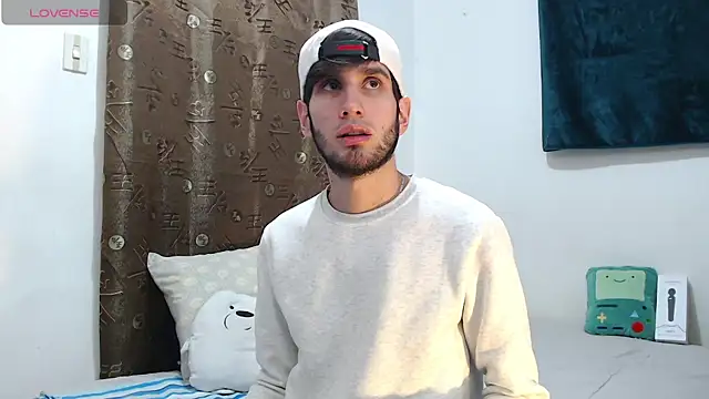 Thhiago tay online show from December 1, 7:30 pm