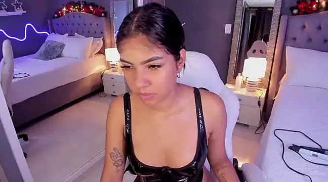 MadyLust online show from December 12, 12:27 am