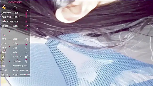 angel-yiyi online show from December 10, 3:01 pm