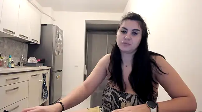 Snapshot of bbruneta37 chatting on January 8, 9:01 pm bbruneta37 online show from January 8, 9:01 pm