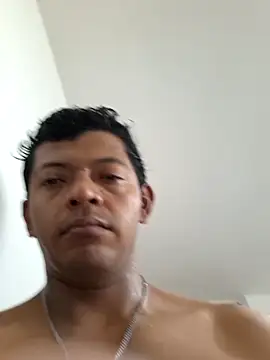 Snapshot of thegirlhot34 chatting on March 15, 11:55 pm thegirlhot34 online show from March 15, 11:55 pm