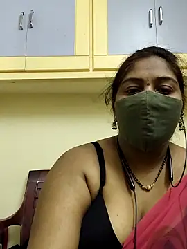 RomeoJuliet345 online show from March 21, 6:44 pm