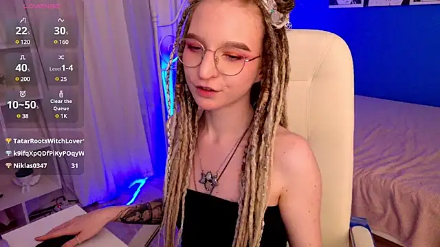 VioletShine online show from January 12, 4:40 pm