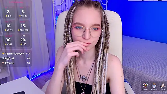 VioletShine online show from January 22, 6:10 pm