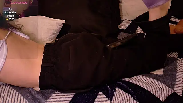 Queenjenn   online show from February 21, 6:58 am