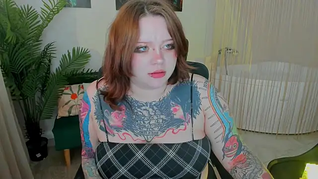 MoonLghte online show from March 31, 3:30 am