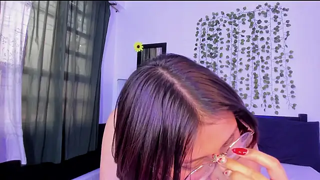 Noellesable online show from January 7, 8:21 pm