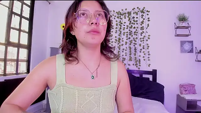 Noellesable online show from January 13, 5:23 pm