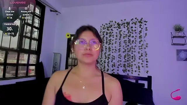 Noellesable online show from February 25, 9:13 pm