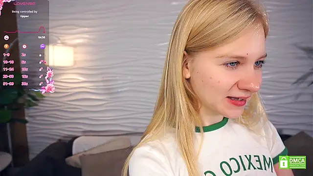 OdelinaFicken online show from September 23, 5:43 am