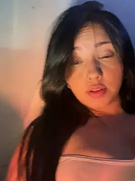 sweet kitty0110 online show from January 24, 6:46 am