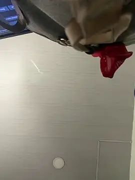 Tiffanny online show from February 16, 1:40 pm