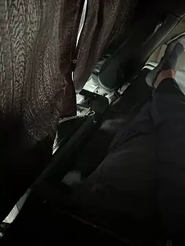 Snapshot of kyatsu23 chatting on October 31, 3:40 am kyatsu23 online show from October 31, 3:40 am