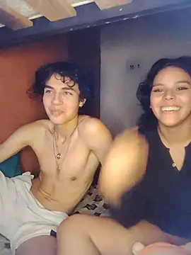 Snapshot of YoursexyJuan chatting on June 12, 6:23 am YoursexyJuan online show from June 12, 6:23 am