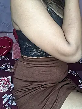 Aaliyalove1 online show from February 14, 7:44 pm