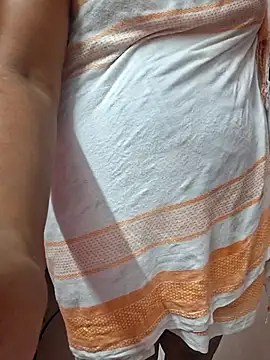 Aaliyalove1 online show from March 18, 8:15 pm