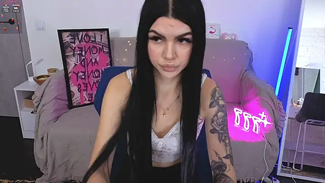 Tiffany lab online show from October 14, 7:53 am