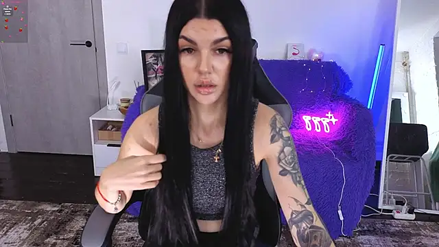 Tiffany lab online show from November 27, 9:22 am