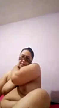 Snapshot of Osha10 chatting on December 14, 10:56 am Osha10 online show from December 14, 10:56 am