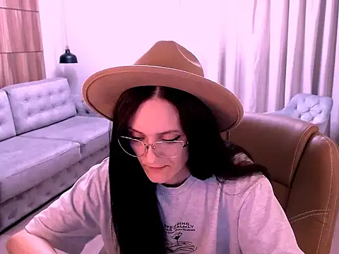 Amazingeyes88 online show from April 28, 11:26 am