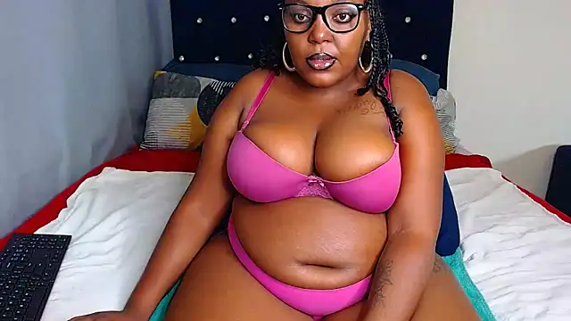 CHERRYYUMMY online show from March 10, 6:45 pm