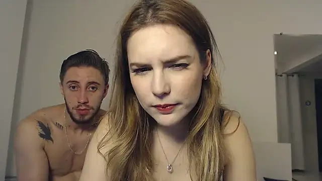 cloesweetdreams online show from February 14, 4:47 am