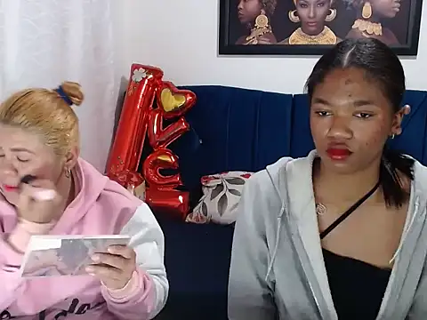 Snapshot of MISSANDRE4 chatting on February 27, 10:15 am MISSANDRE4 online show from February 27, 10:15 am