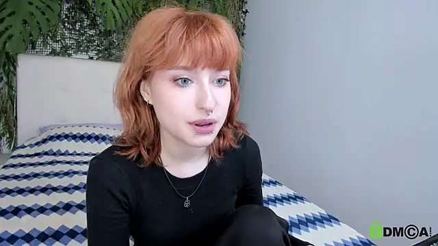 Snapshot of ElizaNik_ chatting on October 9, 9:46 pm ElizaNik online show from October 9, 9:46 pm