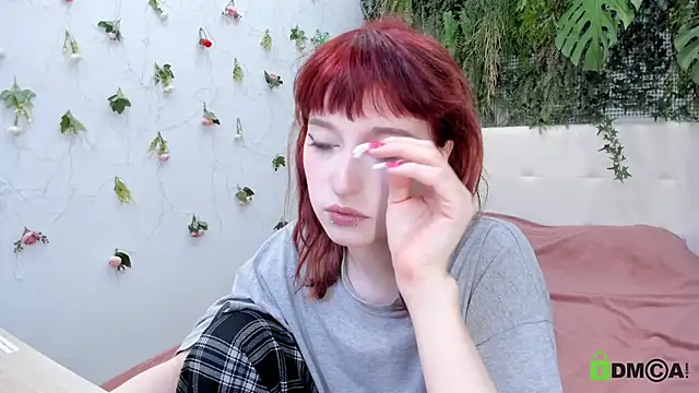 ElizaNik  online show from February 6, 9:40 pm