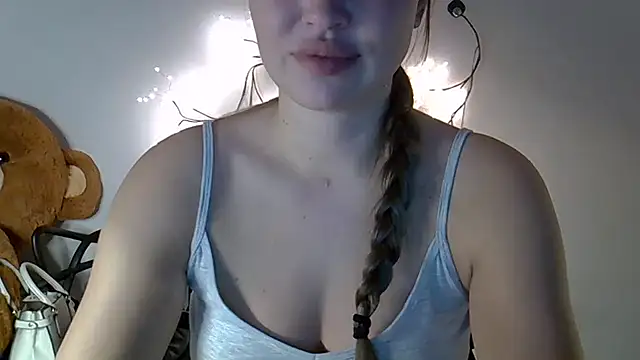 Lucky Anna online show from March 24, 4:12 pm